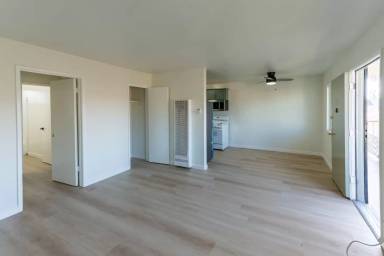 Main picture of 2666 Ellendale Pl