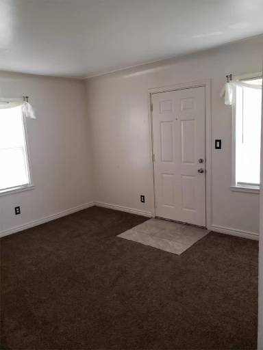 Main picture of 8627 Westwood St