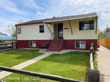 Main picture of 1776 Jay St