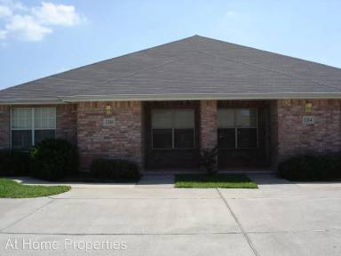 Main picture of 2312 Pheasant Ln