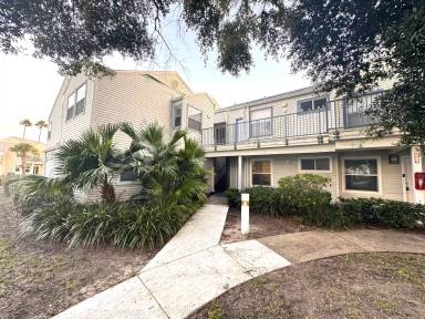 Main picture of 2544 Woodgate Blvd