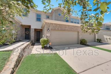 Main picture of 17721 Coralberry Dr