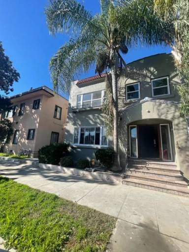 Main picture of 811 Chestnut Ave