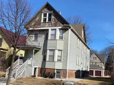 Main picture of 2636 N Weil Apartments