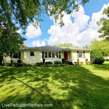 Main picture of 850 N 37th St