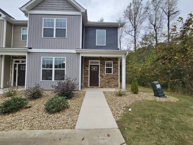 Main picture of 134 Creekland Way