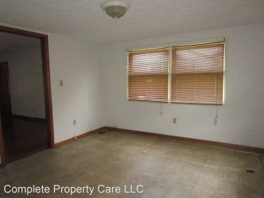 Main picture of 317 E Centennial Ave