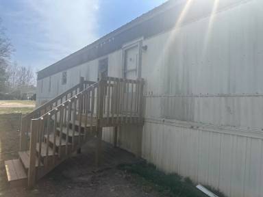 Main picture of 305 Casper Dr