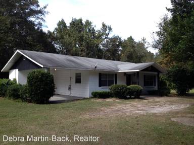Main picture of 7612 NE 35th St