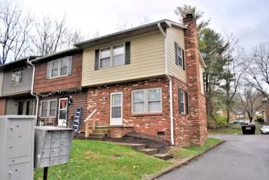Main picture of 525 Clement St