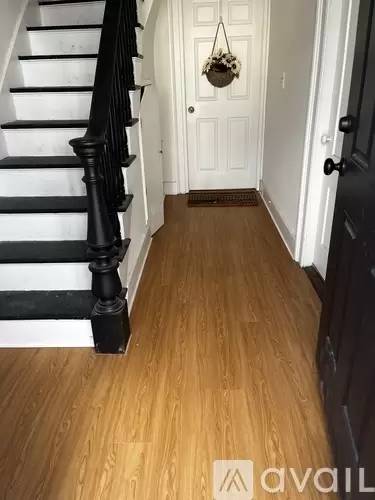 Main picture of 48 Edwards St