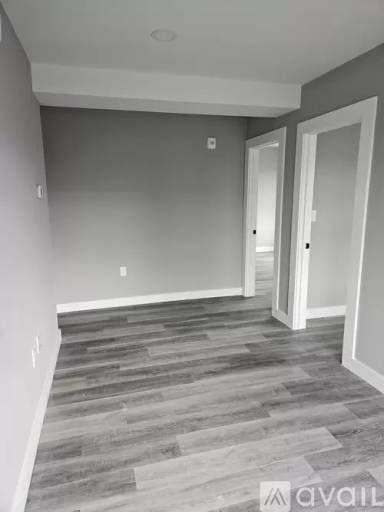 Main picture of 32 Irving St