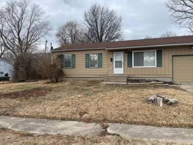 Main picture of 8608 E 93rd Pl