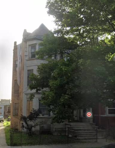 Main picture of 5124 S Michigan Ave