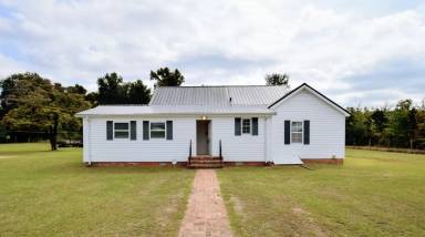 Main picture of 124 Garysburg Cir