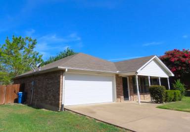 Main picture of 1116 Woodlands Park Dr