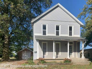 Main picture of 1131 N Farm Road 123