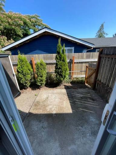 Main picture of 755 Toliver Rd