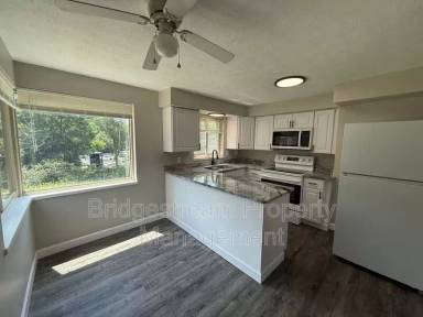 Main picture of 1233 Lytle Ln