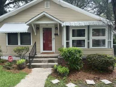 Main picture of 1318 Oak St