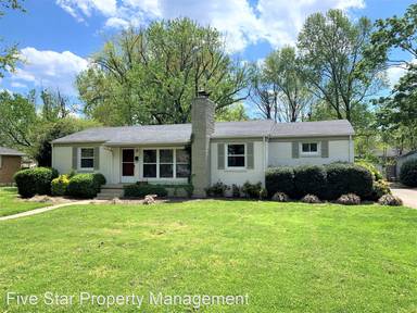 Main picture of 919 W Clark Blvd