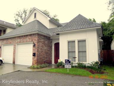 Main picture of 2437 Fiero St