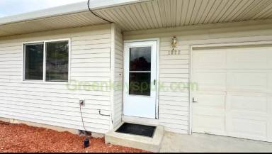 Main picture of 1022 NE Lija Loop