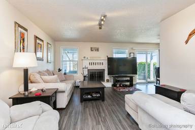 Main picture of 1633 SW 22nd St