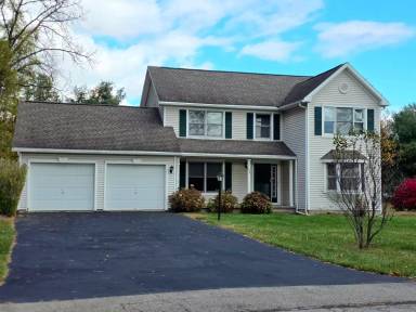Main picture of 220 Concord Hill Dr