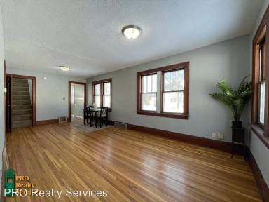 Main picture of 807 Pedersen St