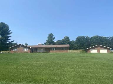 Main picture of 427 J E Gentry Rd