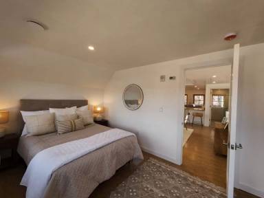 Main picture of 17 Cottage Ct