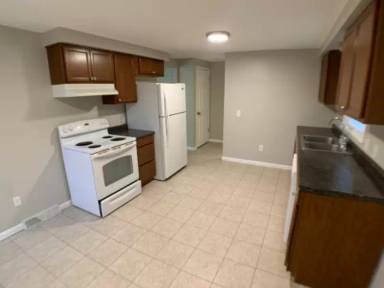 Main picture of 3233 Hewitt Ave NW