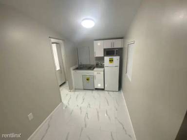 Main picture of 7780 NW 40th St