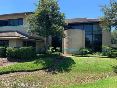 Main picture of Winter Park Woods Condominiums