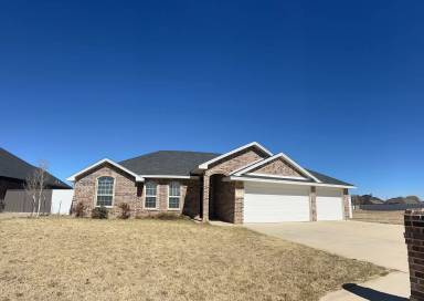 Main picture of 2216 Amanda Ln