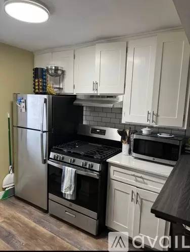 Main picture of 3325 Stevens St