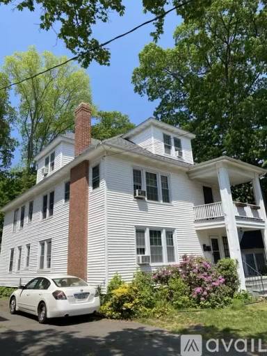 Main picture of 144 Whitman Ave