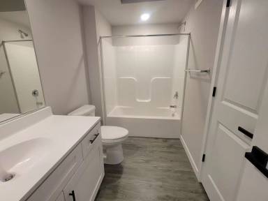 Main picture of 226 Bucknoll Rd