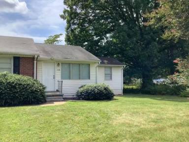 Main picture of 69 Russell Woods Dr