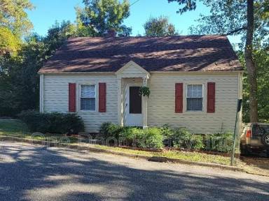 Main picture of 311 Cary St
