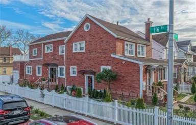 Main picture of 11601 221st St