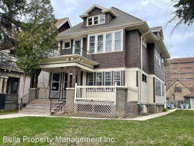 Main picture of 3278 N Oakland Ave