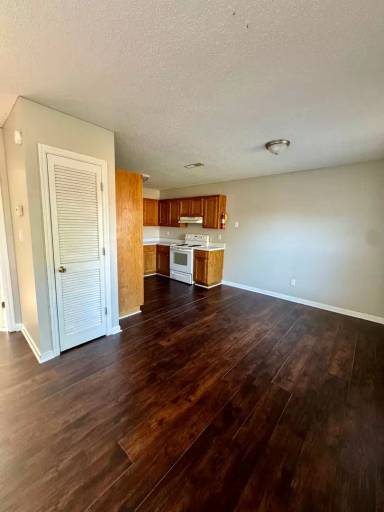Main picture of 88 Sutton Cir