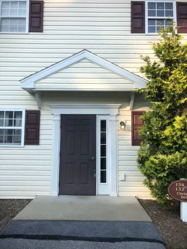 Main picture of 120 Christine Dr
