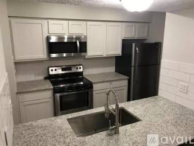 Main picture of 1689 Park Row Dr