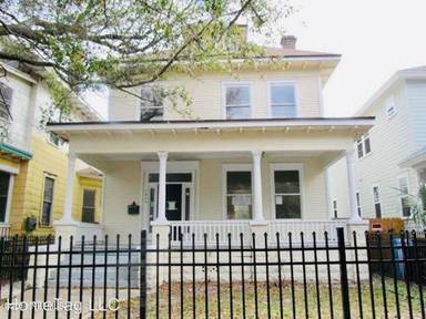 Main picture of 1639 N Pearl St