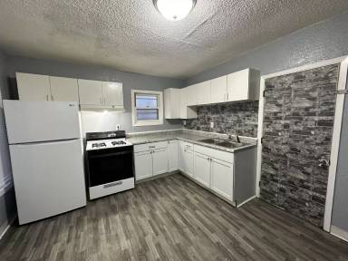 Main picture of 820 Blake St