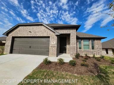 Main picture of 516 Hillcrest Cir