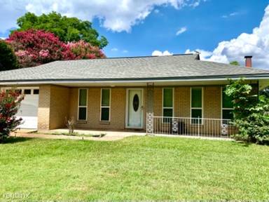 Main picture of 1111 Mildred Ln